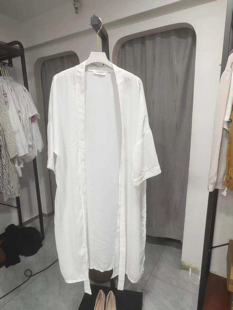 06中长款披肩  默认微瑕无运费险