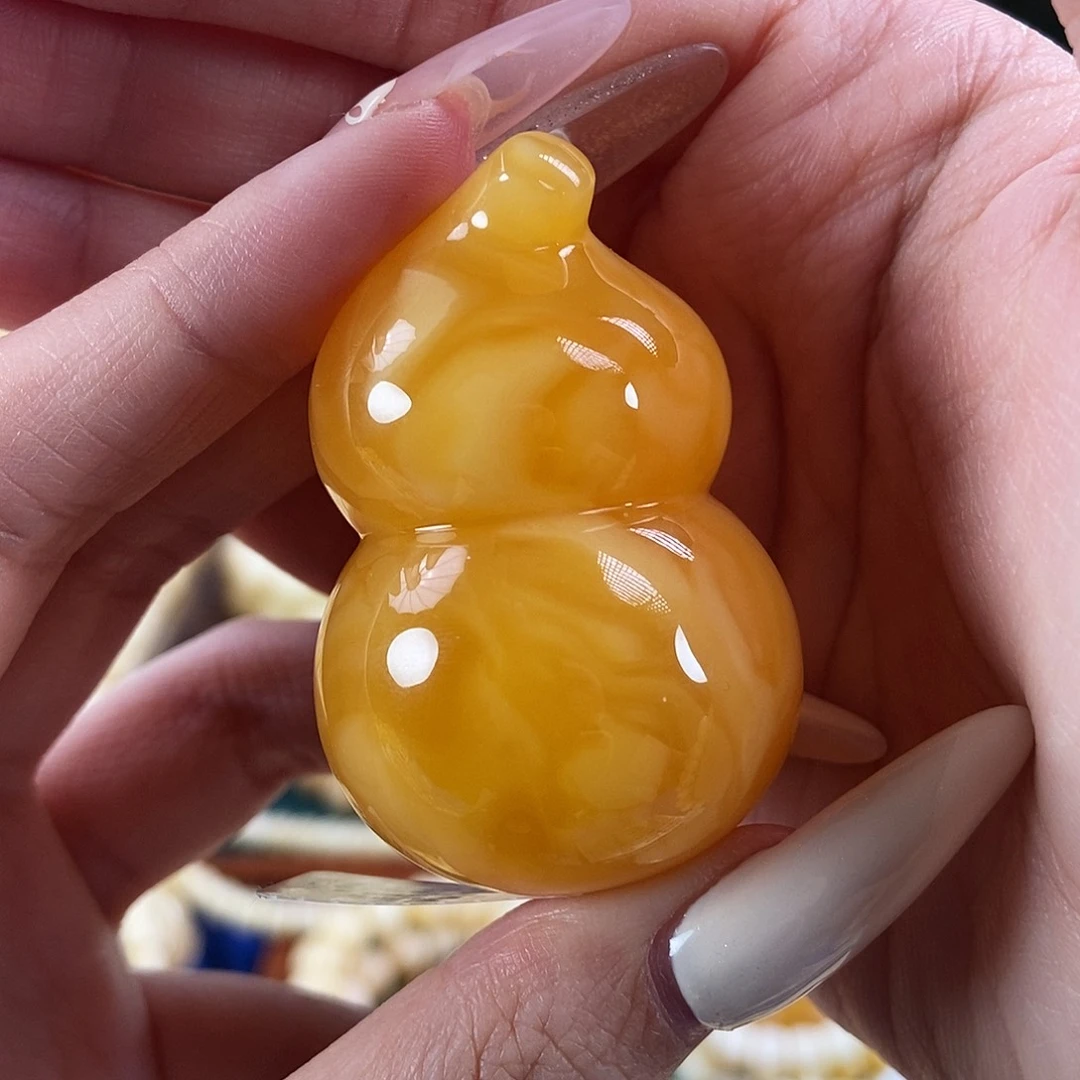 未镶嵌琥珀珠宝奇石28.89 鸡油红葫芦