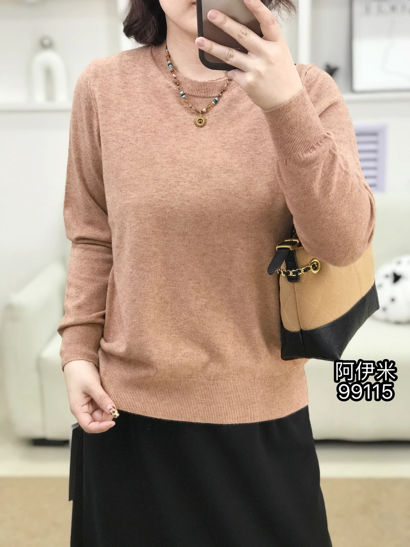 {莹莹推荐}阿99115秋季大码女装净版圆领长袖打底毛衫T恤