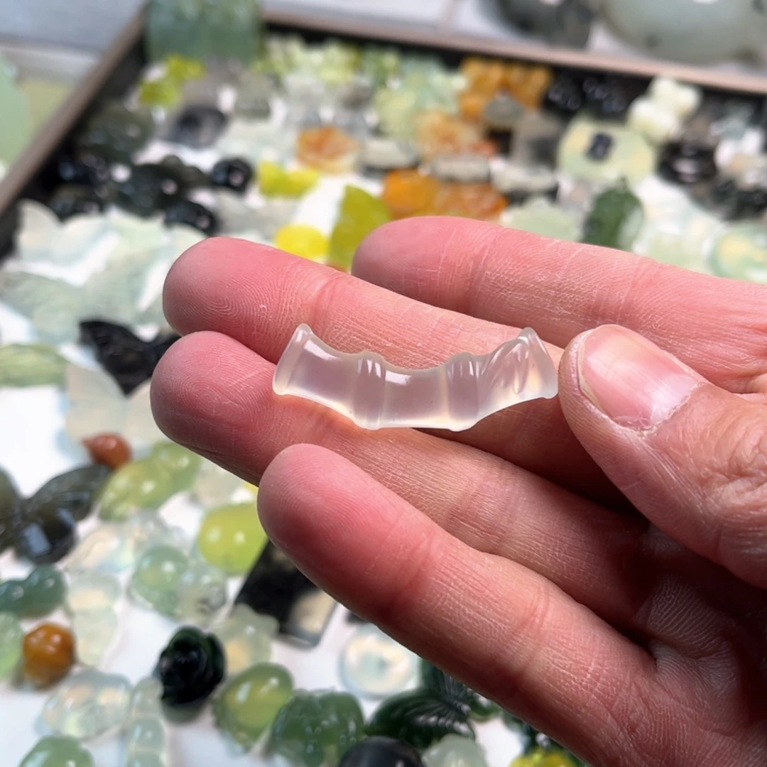 蛇纹石玉原石未镶嵌胖*机