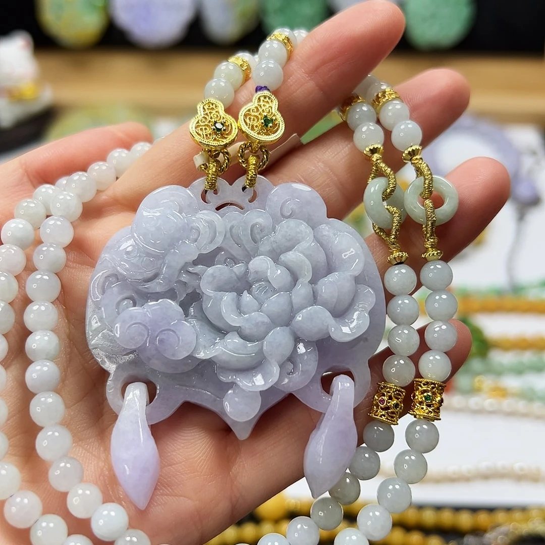 翡翠未镶嵌颈饰吊坠