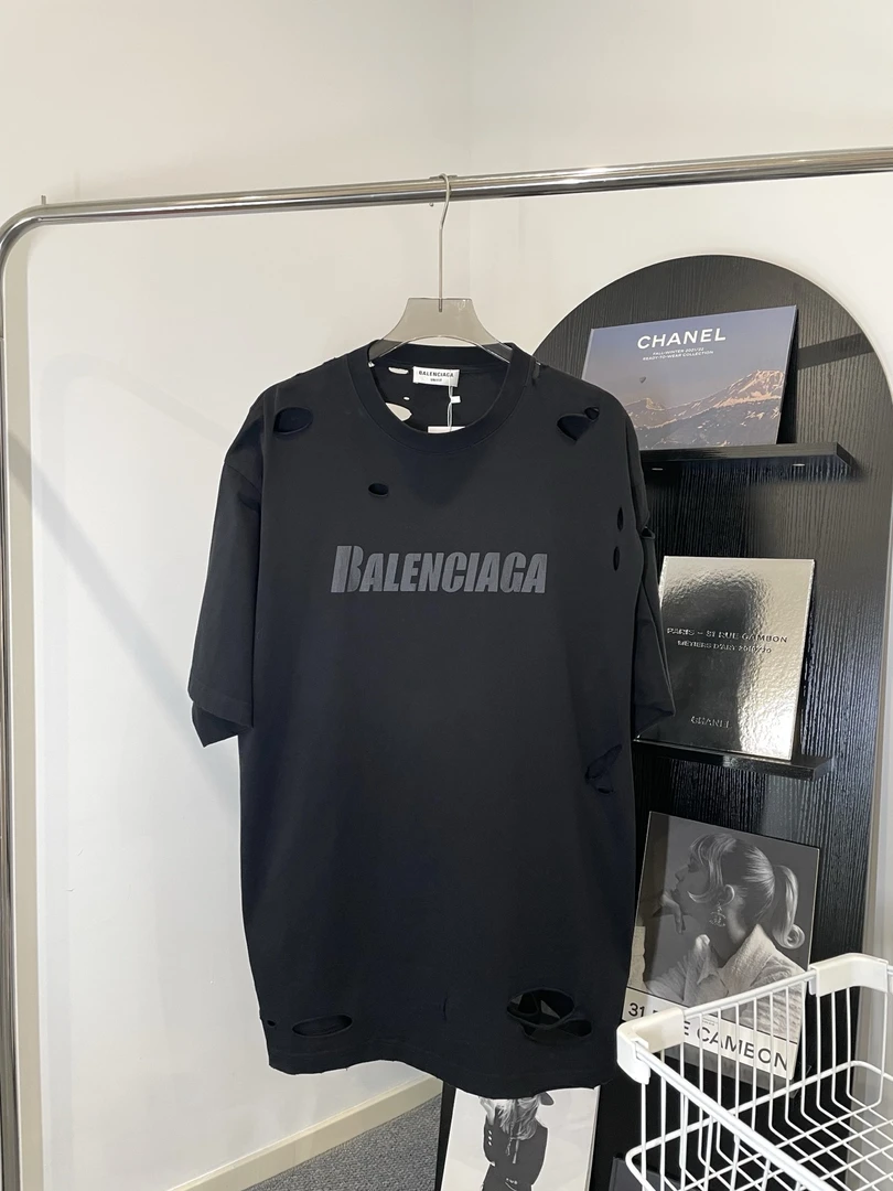99新 Balenciaga/巴黎世家 Z75 22SS字母印花破洞T恤
