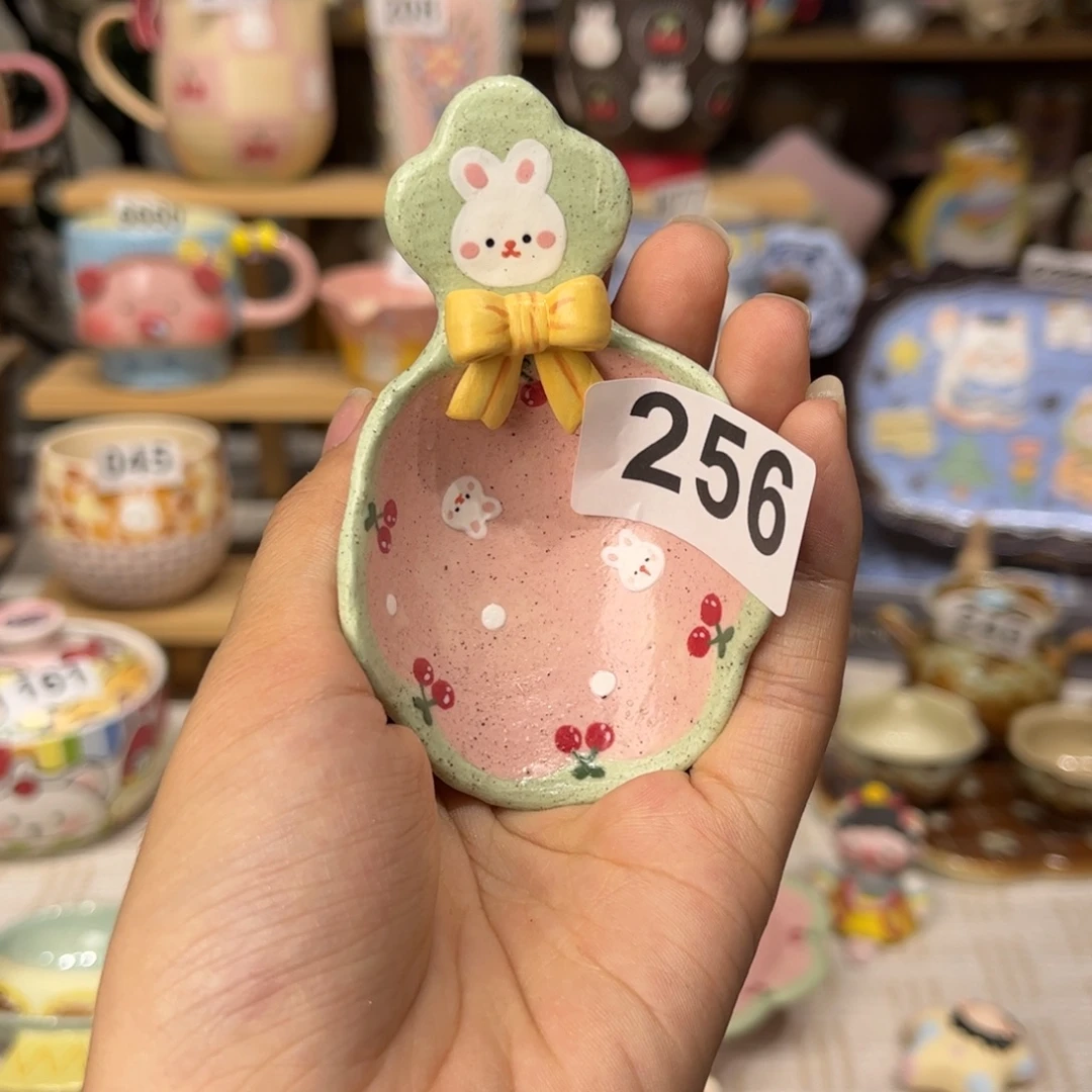 一****瓷片256哈哈哈哈哈哈哈哈