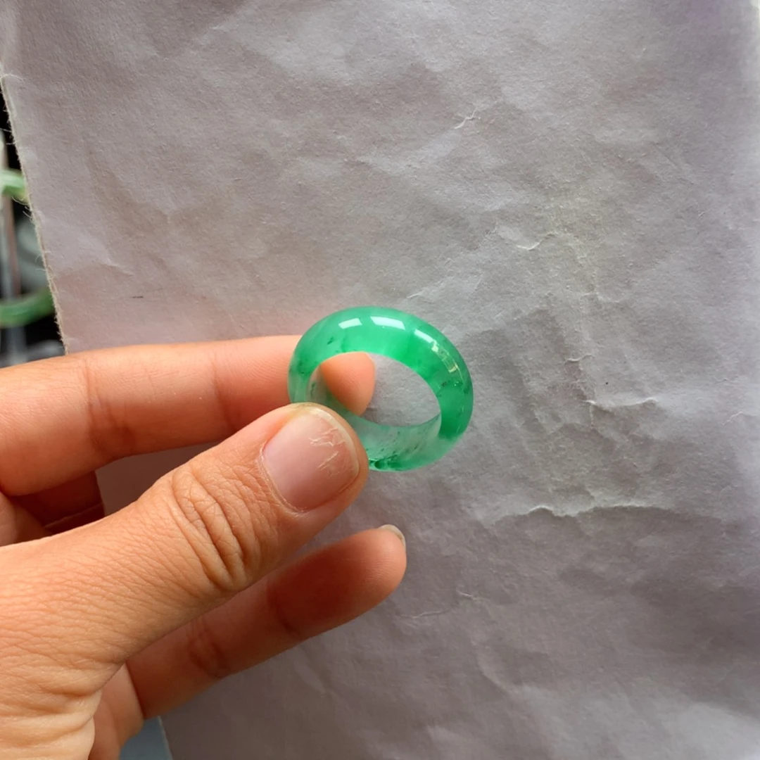 【闪购商品】石英质玉合金戒指一**兰