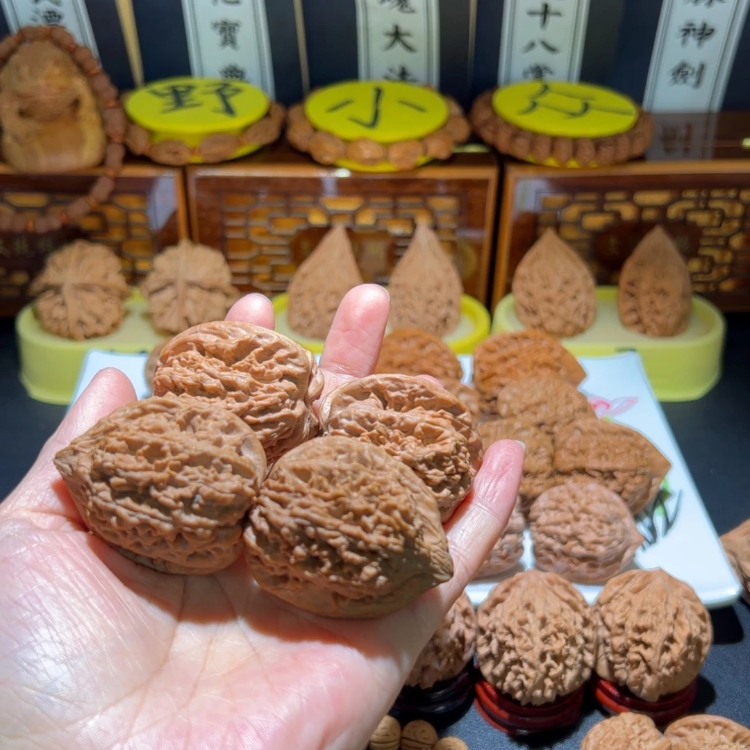 j***子文玩核桃把件星虎陪嫁天罡