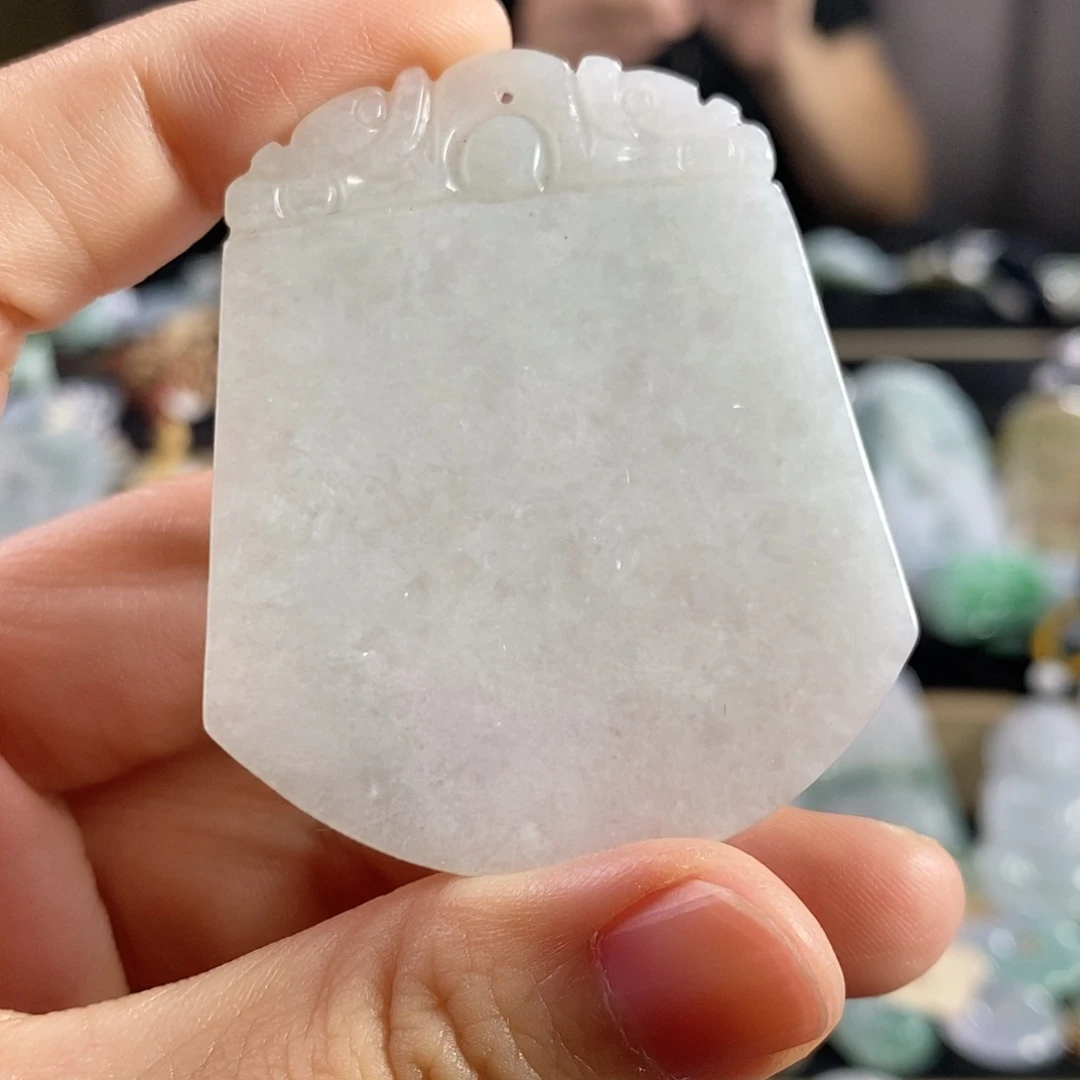 颈饰未镶嵌翡翠吊坠