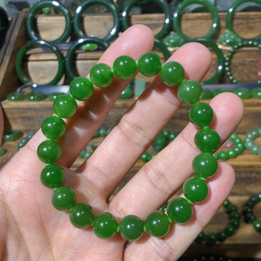 【闪购商品】吊坠(不含链)未镶嵌和田玉巴料辣阳绿手串 10