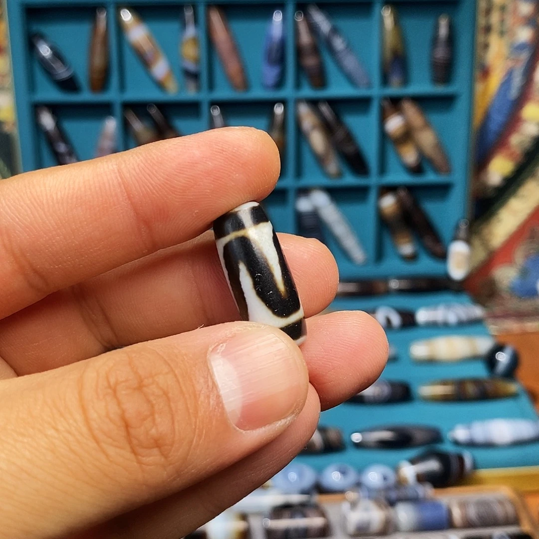 玛瑙/玉髓未镶嵌吊坠(赠链)