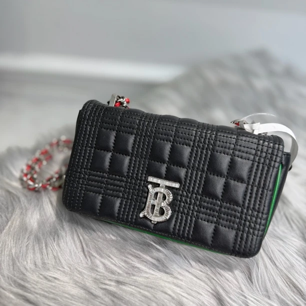 95新 BURBERRY/博柏利 罗拉链条包/SS2870