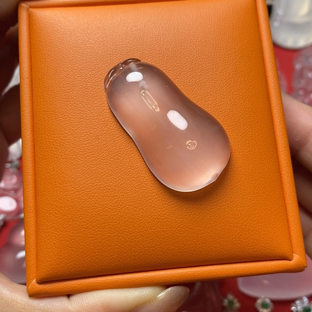 石英质玉未镶嵌吊坠