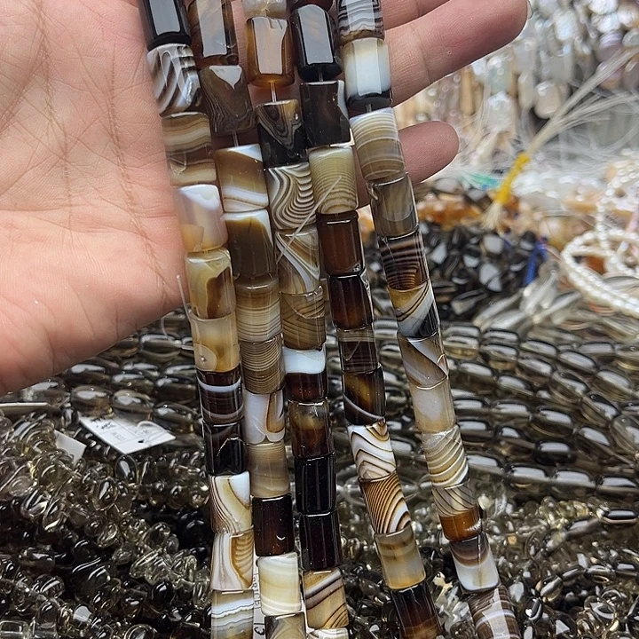 玛瑙/玉髓未镶嵌珠宝半成品一条10/13mm梦幻玛瑙桶珠几颗有瑕
