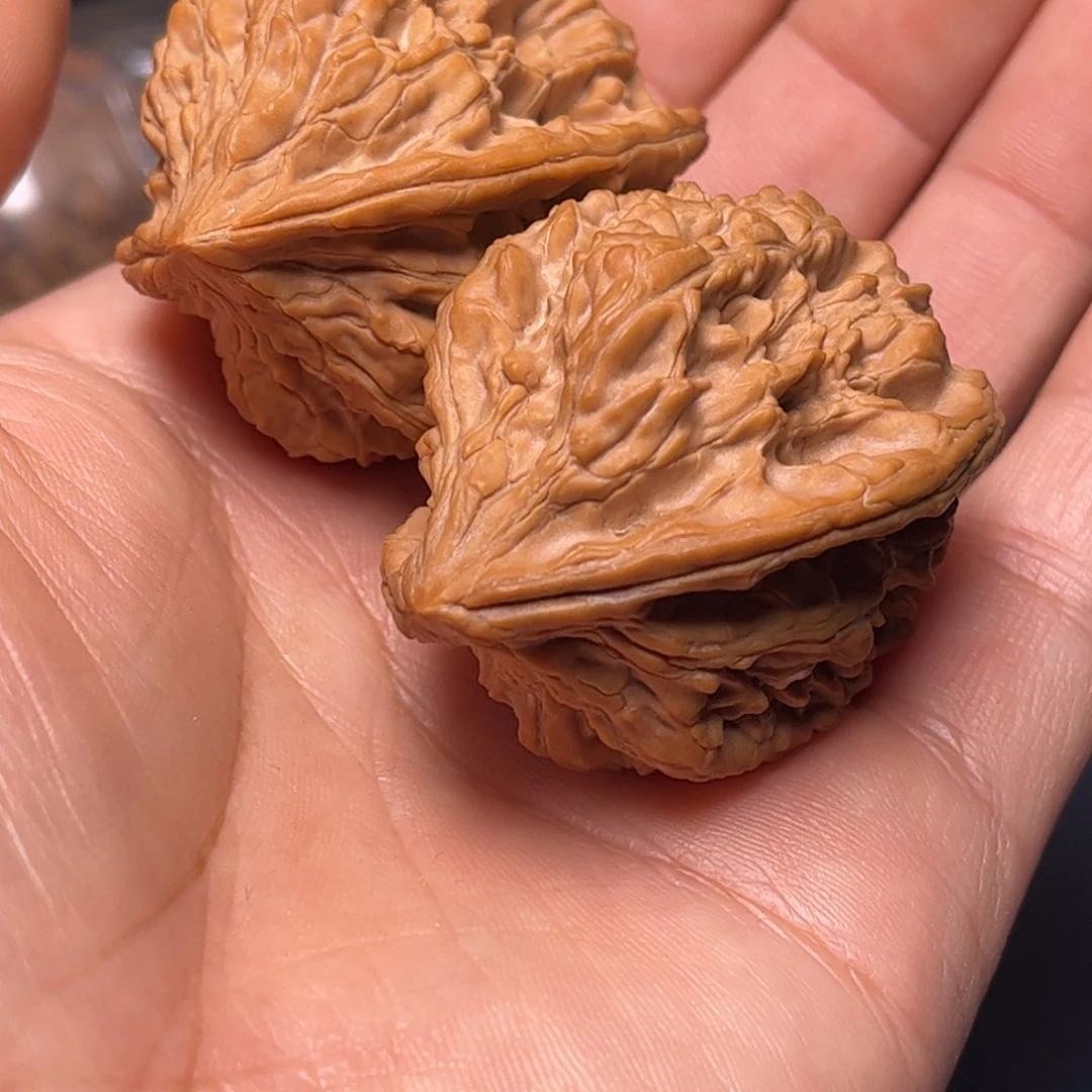 文玩核桃吊坠次**开壁虎