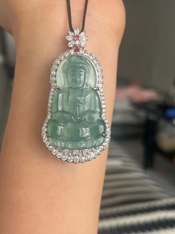 危地马拉翡翠观音吊坠