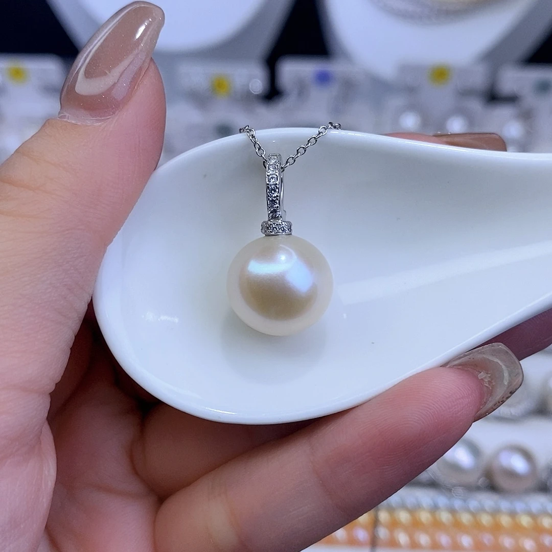 淡水珍珠银S925镶嵌颈饰F