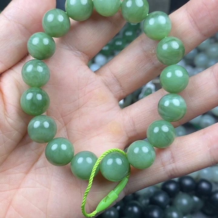大***業未镶嵌手链和田玉