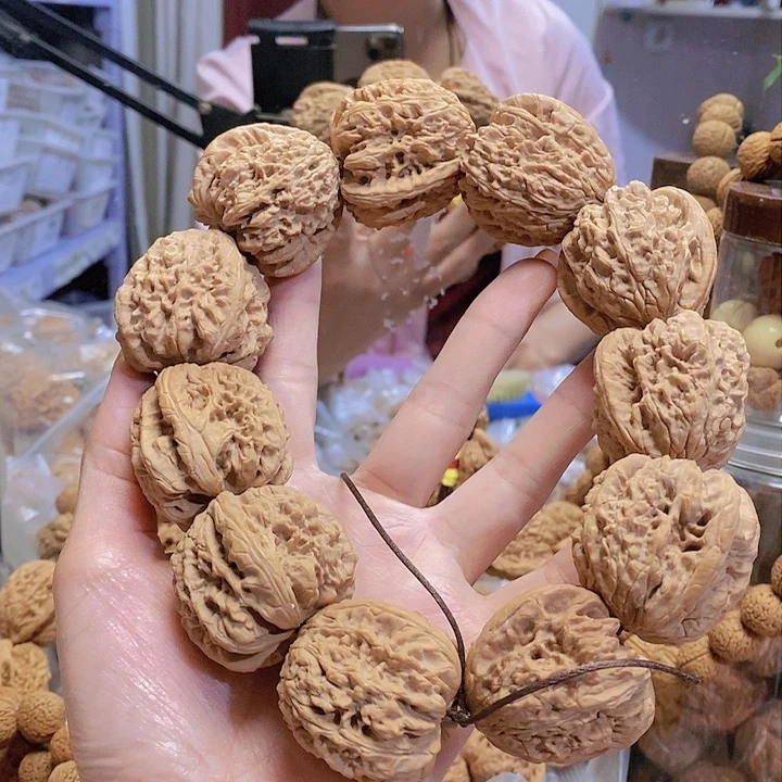 【闪购商品】文玩核桃把件40暴雪手持