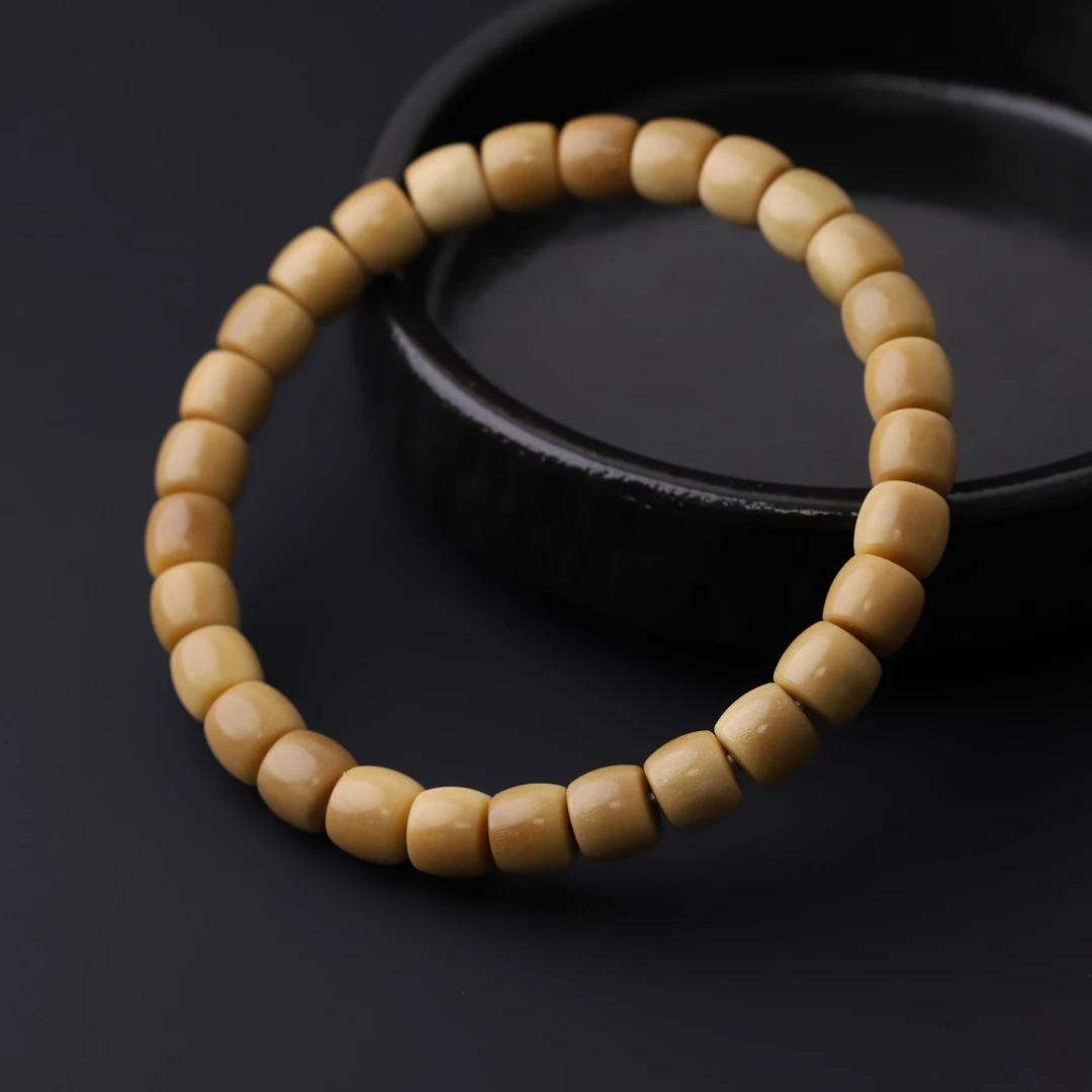 S8386【轻奢文玩】陈化老牙果直切极限弧文玩 单圈手串