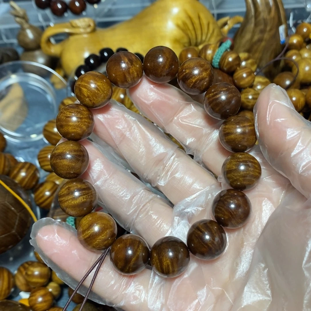 金丝楠E**r木雕工艺品15