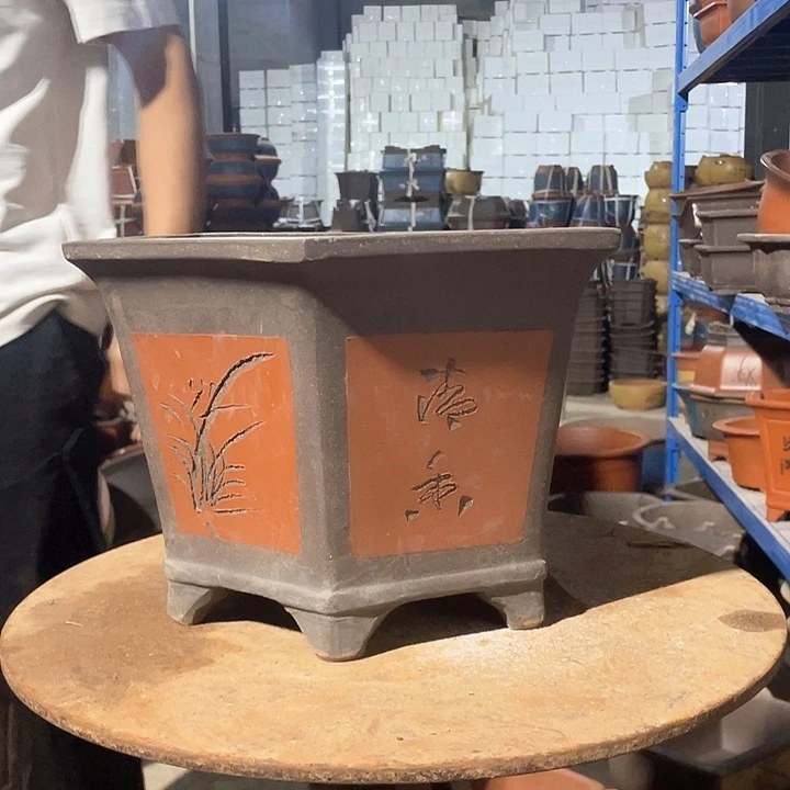 32红色六方花盆花盆花盆