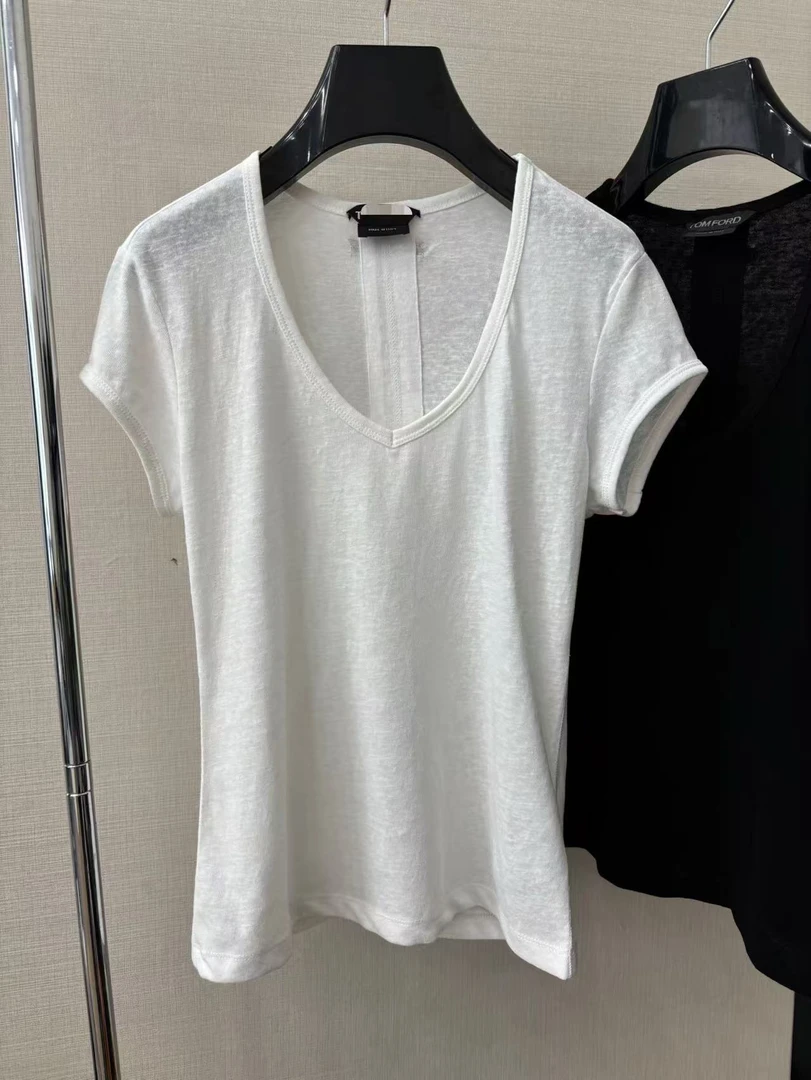 【米果精选】2025新款修身纯色v领简约小众设计感百搭T恤