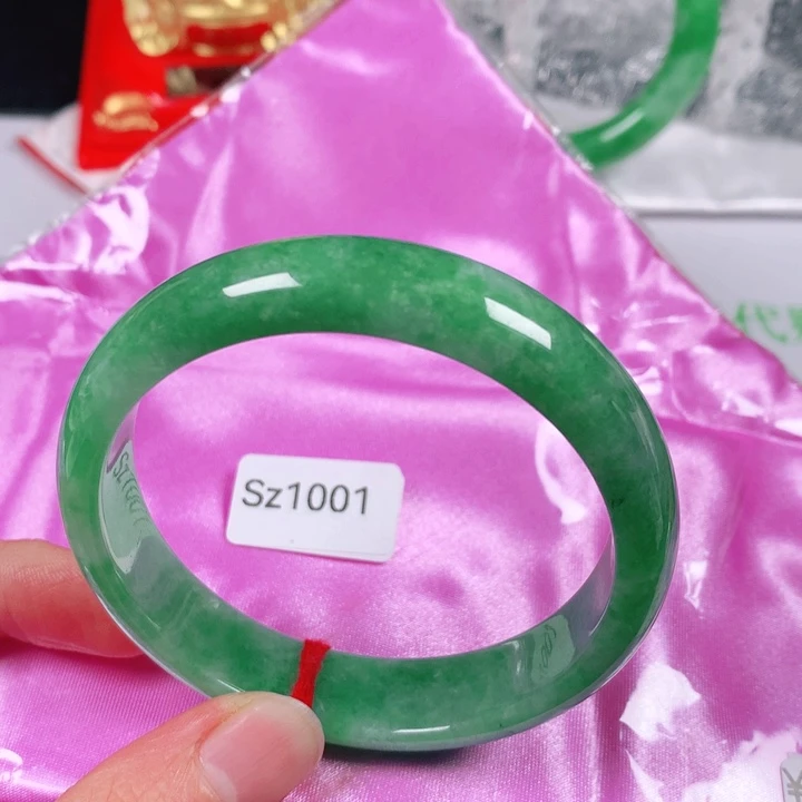 未镶嵌手镯翡翠  编号Sz1001 正圈57 满绿