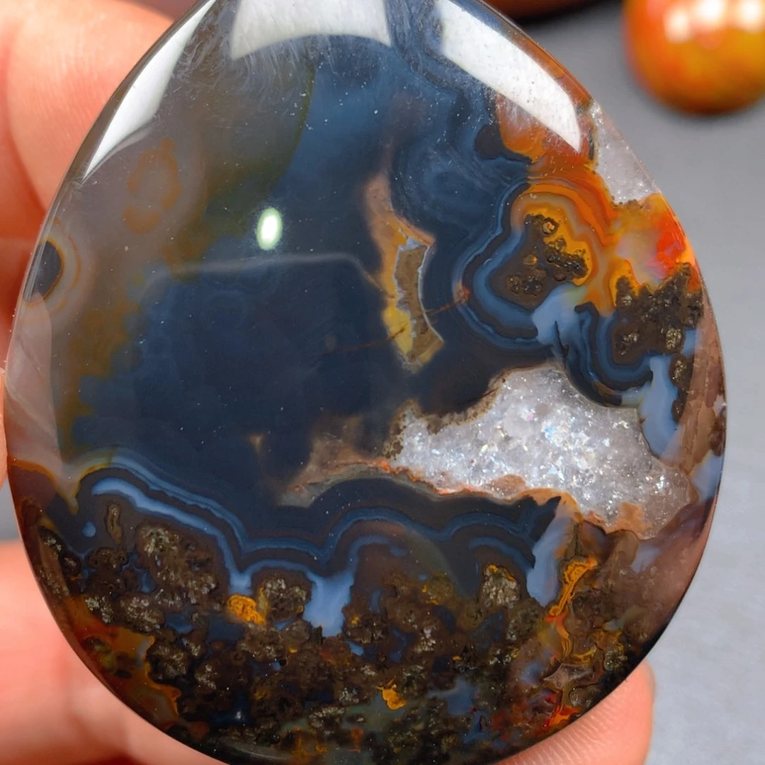 未镶嵌颈饰玛瑙/玉髓寻*