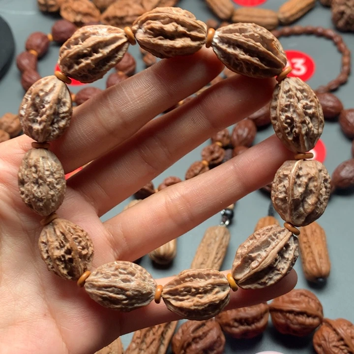 文玩核桃手串622大钱袋异型1.6左右