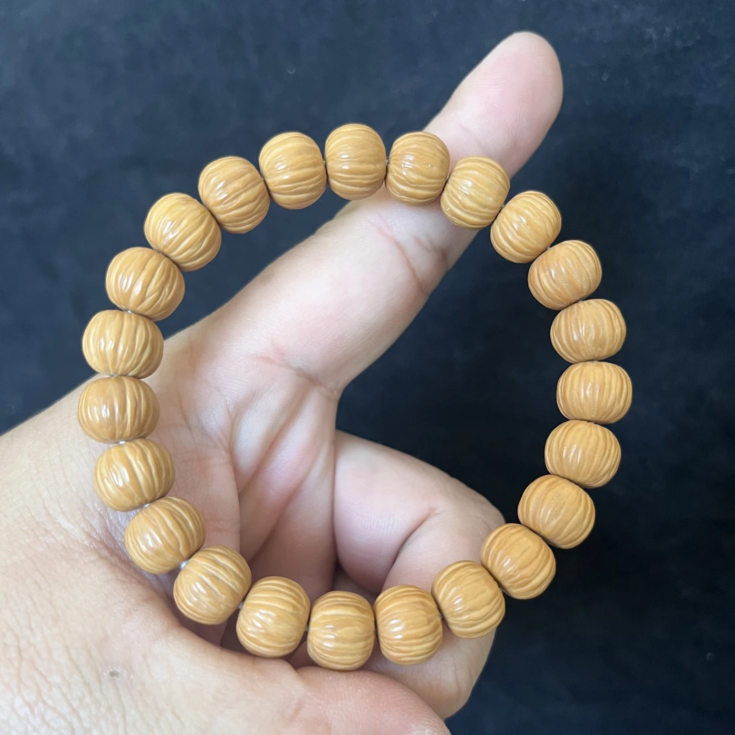 精品无暇毕业级911小土豪猴头核桃手串