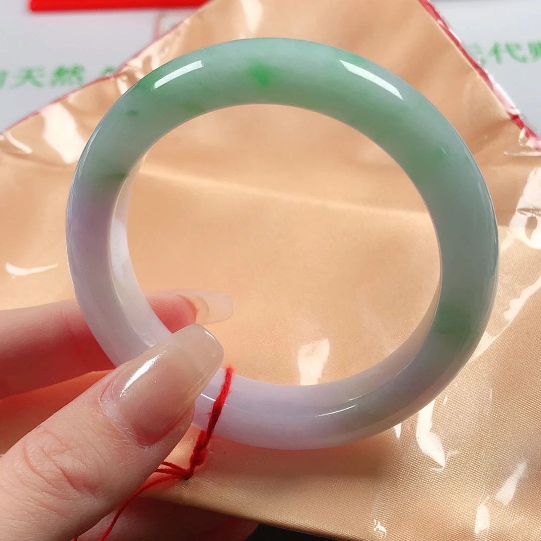 未镶嵌手镯翡翠天然翡翠手镯