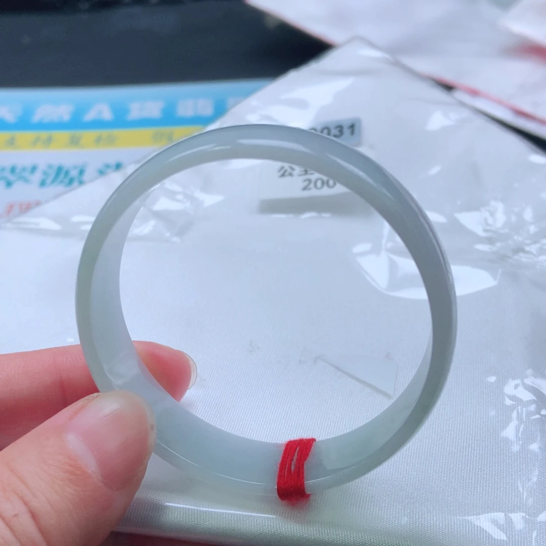 翡翠手镯未镶嵌S****GA0031号