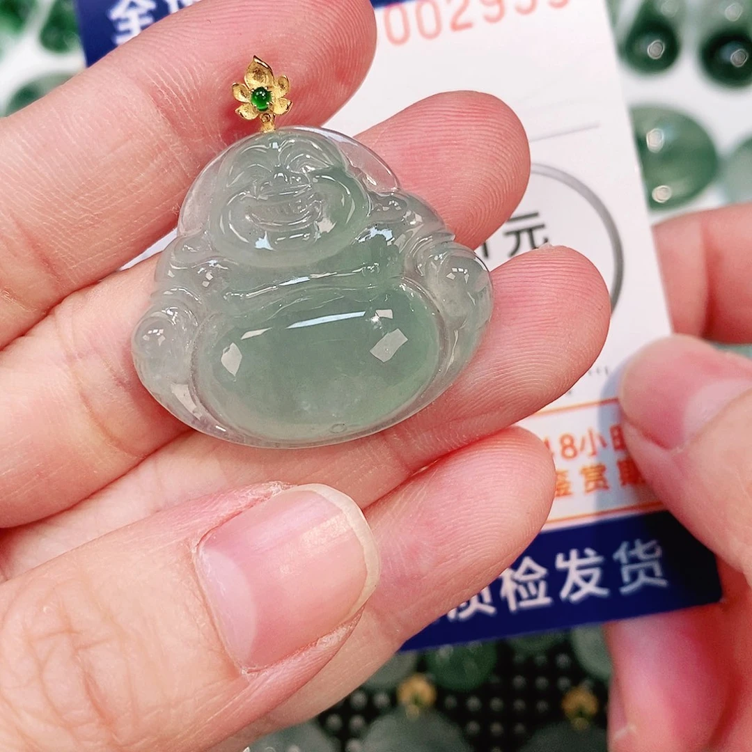 翡翠颈饰18K金镶嵌吊坠