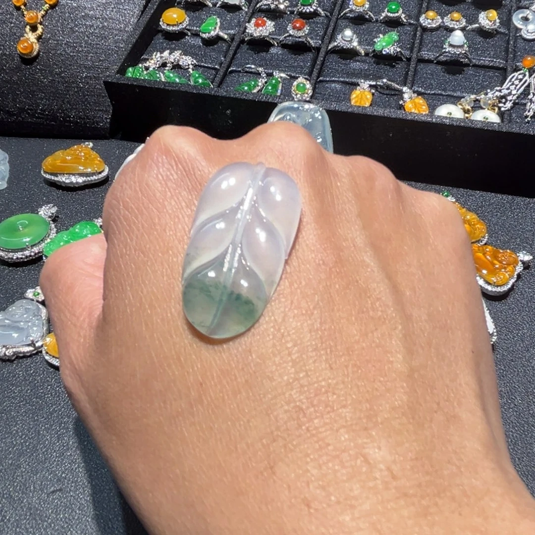 翡翠未镶嵌颈饰缅甸翡翠