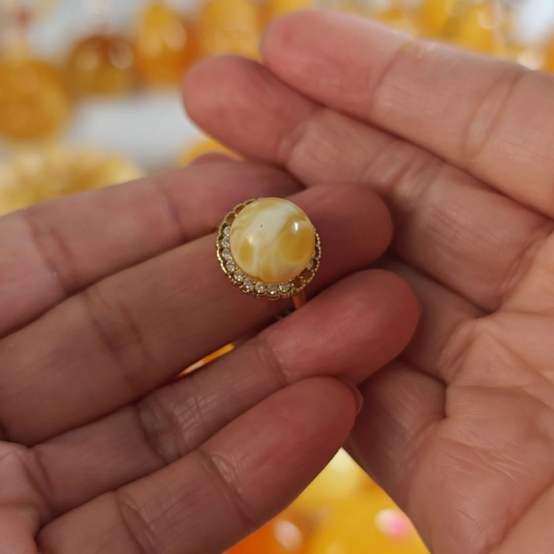 银S925镀金镶嵌蜜蜡戒指