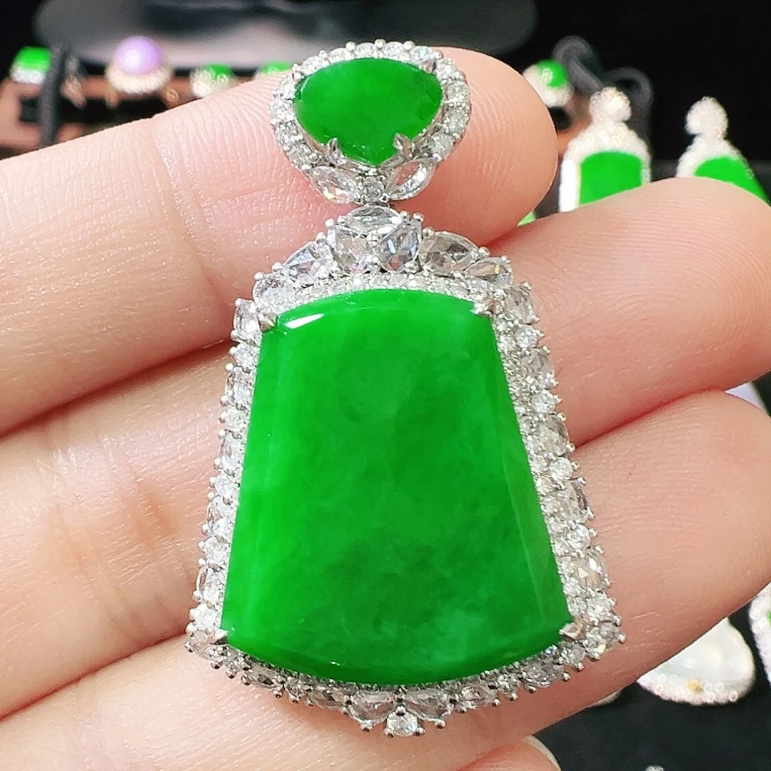翡翠18K金镶嵌吊坠(不含链)