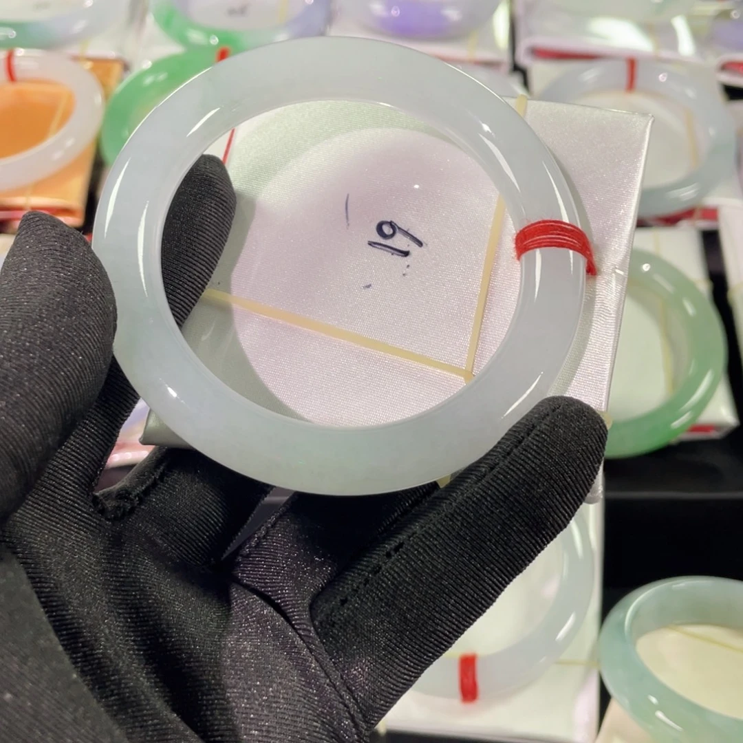 翡翠未镶嵌手镯20号61圆条白冰