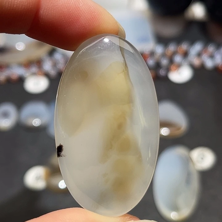 玛瑙/玉髓未镶嵌吊坠(不含链)