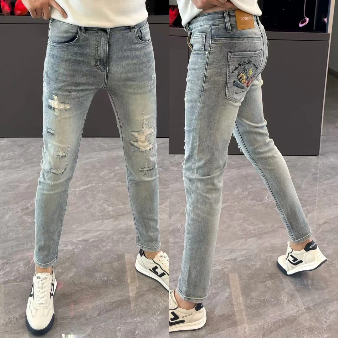 牛仔裤男夏季款修身显瘦弹力九分裤男时尚印花破洞男士小脚裤潮流