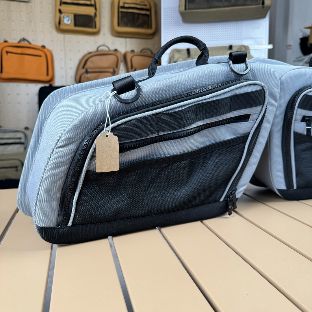 吉利豪越侧窗储物窗包