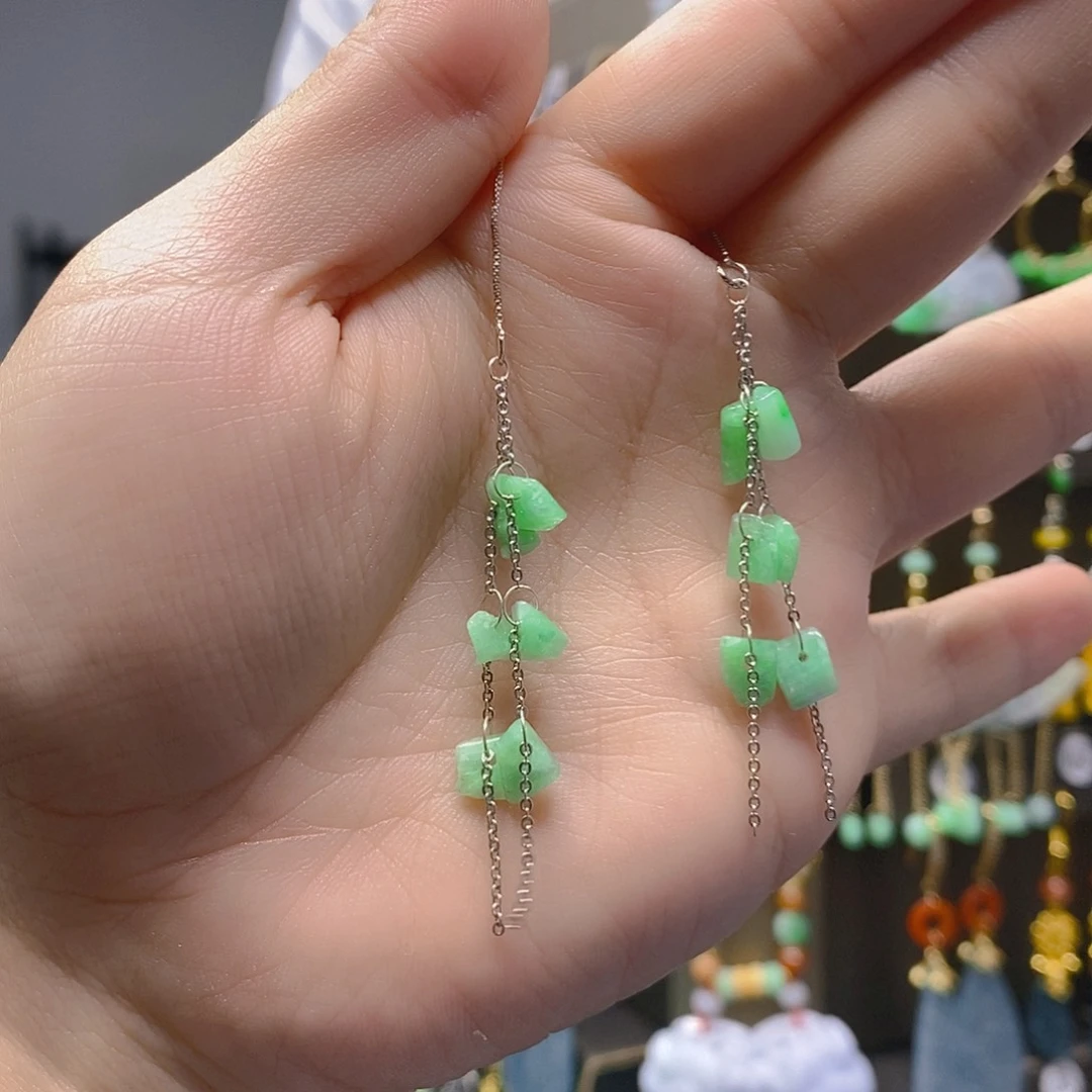 未镶嵌翡翠耳饰翡翠