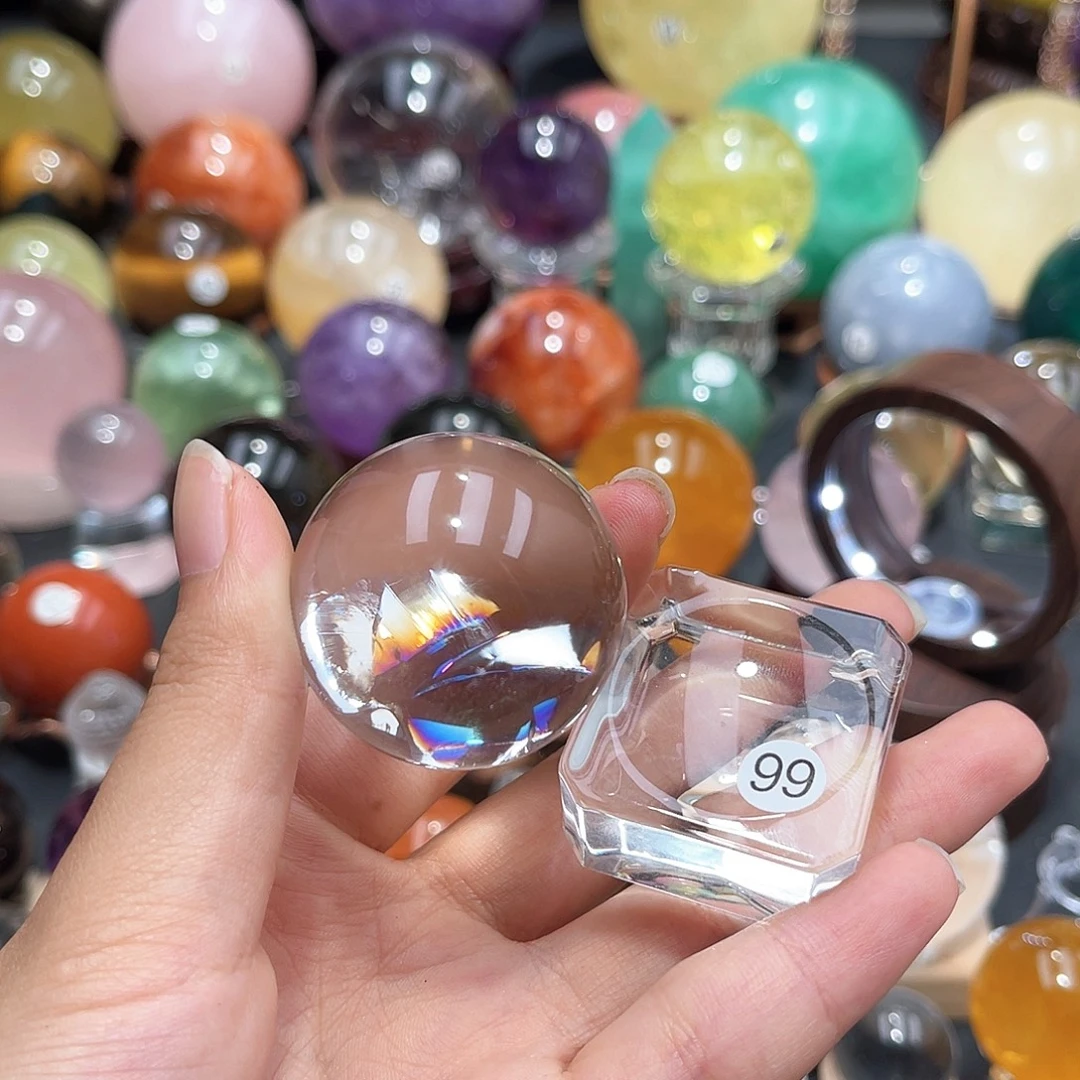 D***福未镶嵌珠宝半成品水晶微瑕3.8