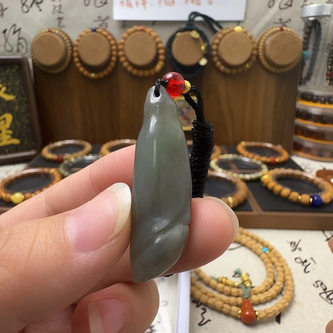 非金属无精品吊坠