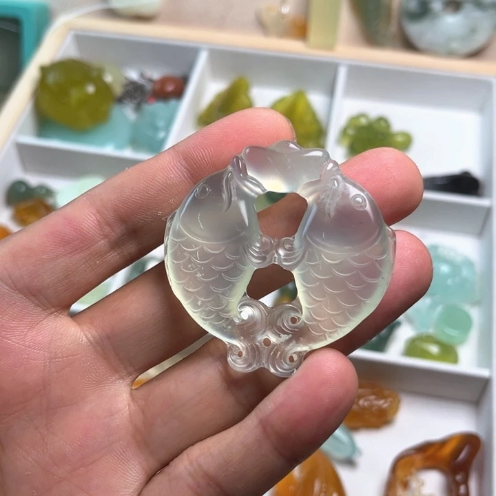 未镶嵌蛇纹石玉颈饰