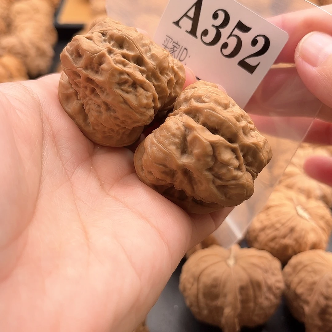 把件桃核蛙蛙福利39肚44