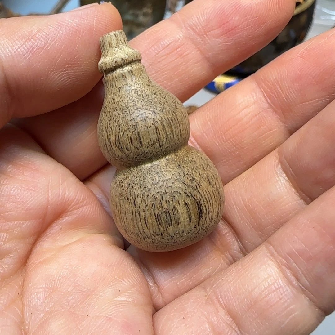 沉香碎屑沉香菩萨奇1个