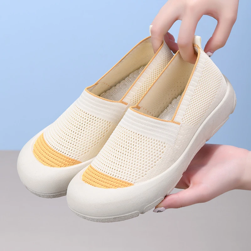 2025夏季新款透气网面鞋百搭小众女鞋一脚蹬休闲妈妈鞋老北京布鞋