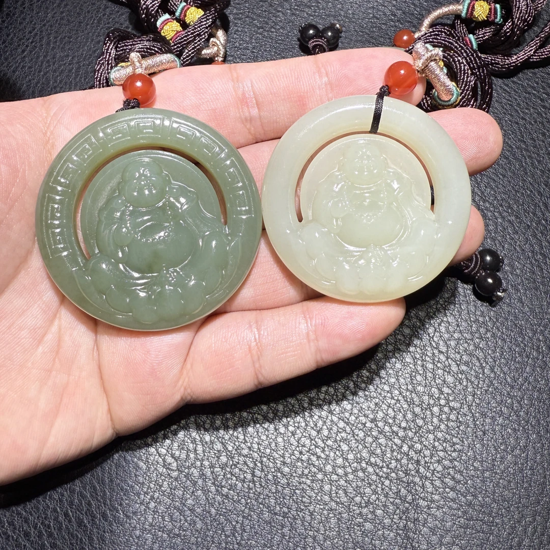 p58和田玉弥勒佛天然吉祥福佛圆形玉佩精美多样性随机发拍一发一