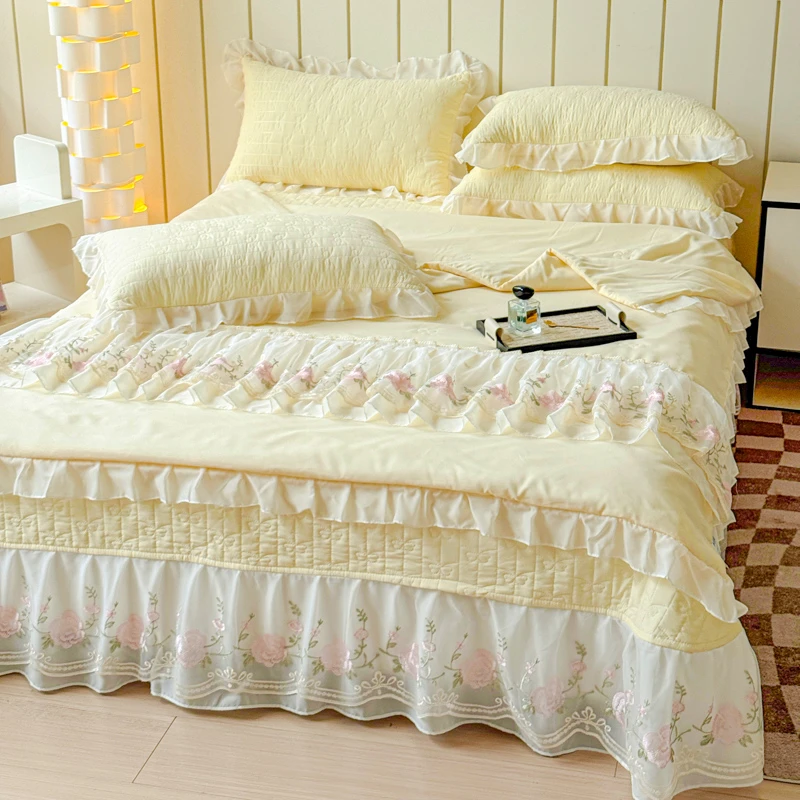 韩版公主风夏凉被夹棉床盖款四件套浪漫刺绣花边空调薄被床上用品