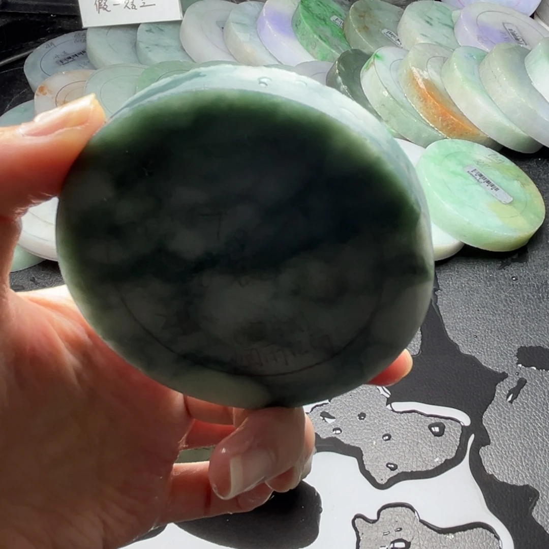 定制翡翠未镶嵌翡翠手镯