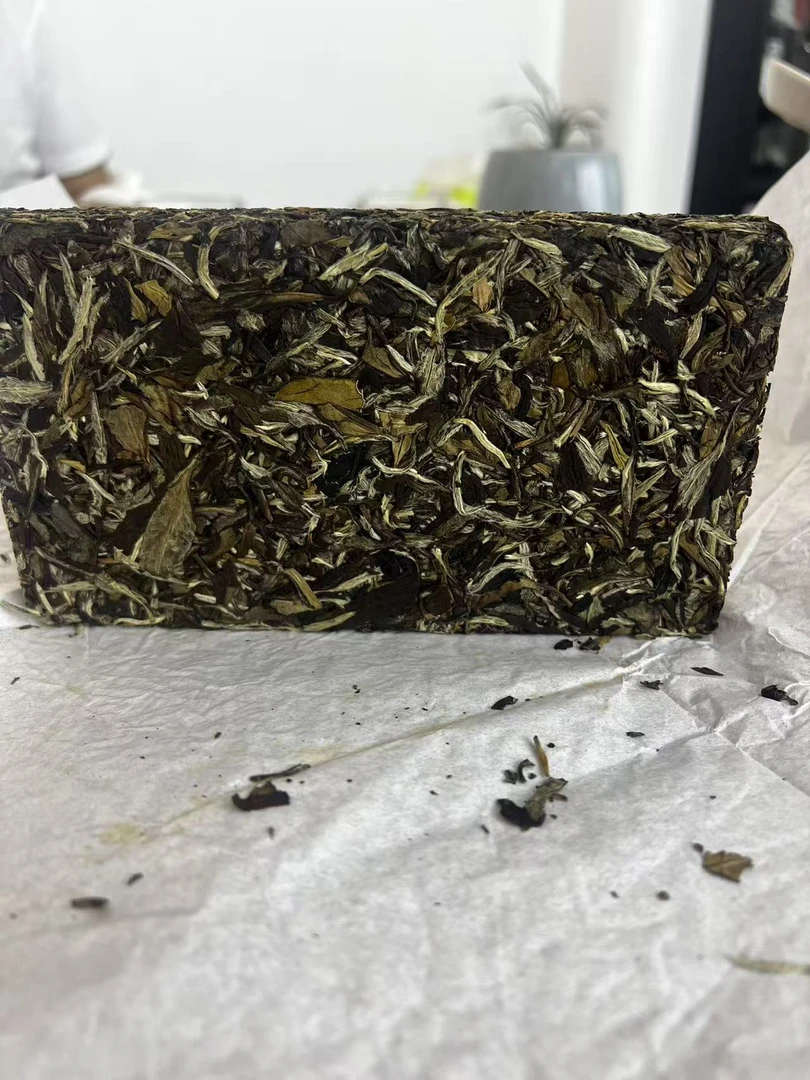 （制茶大师蔡佳亮）2012年牡丹砖