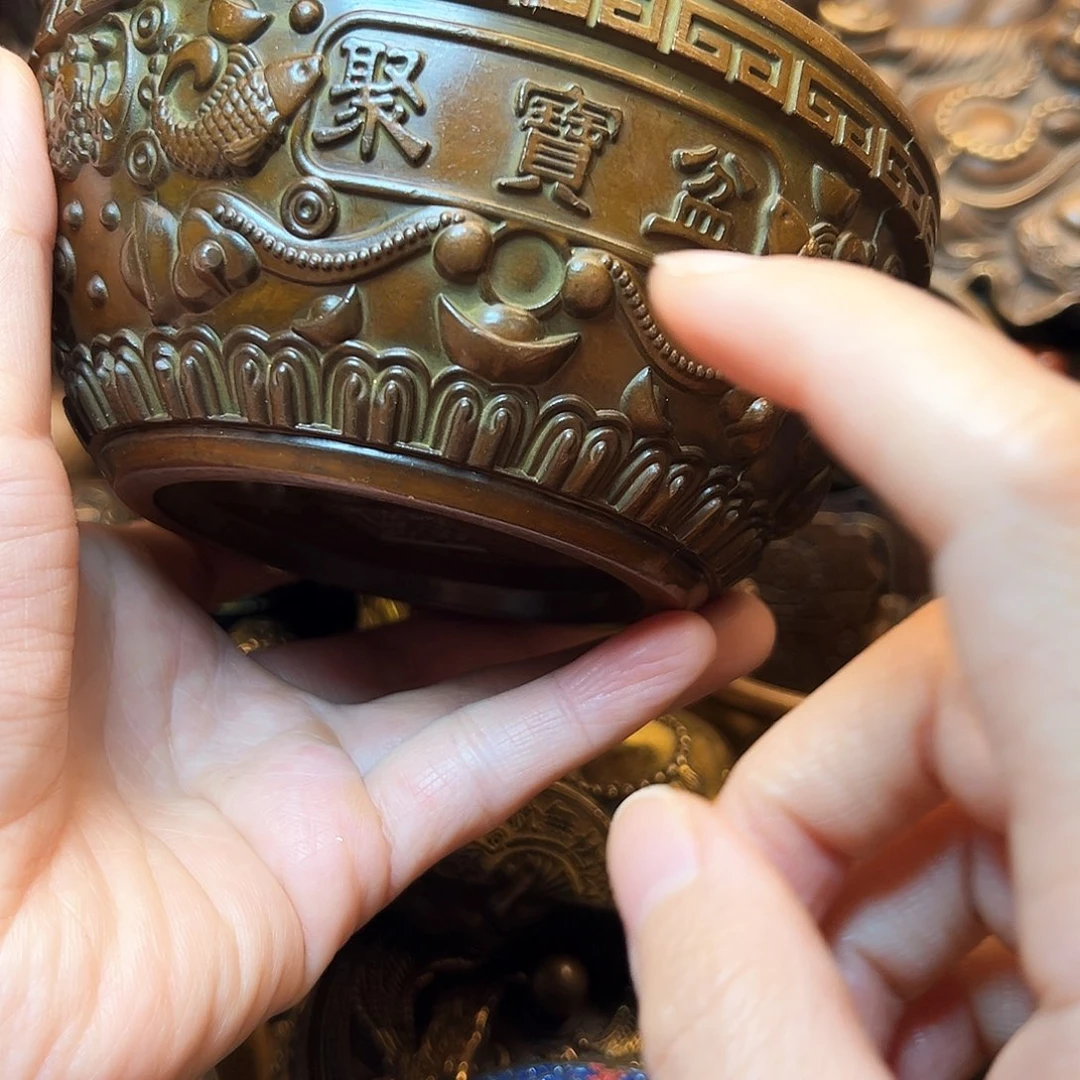 精美铜器工艺品等